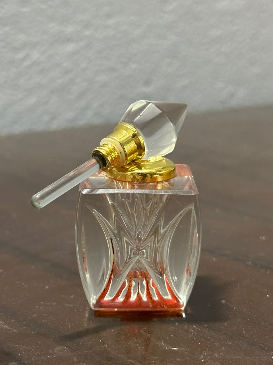 MUSK ROYAL